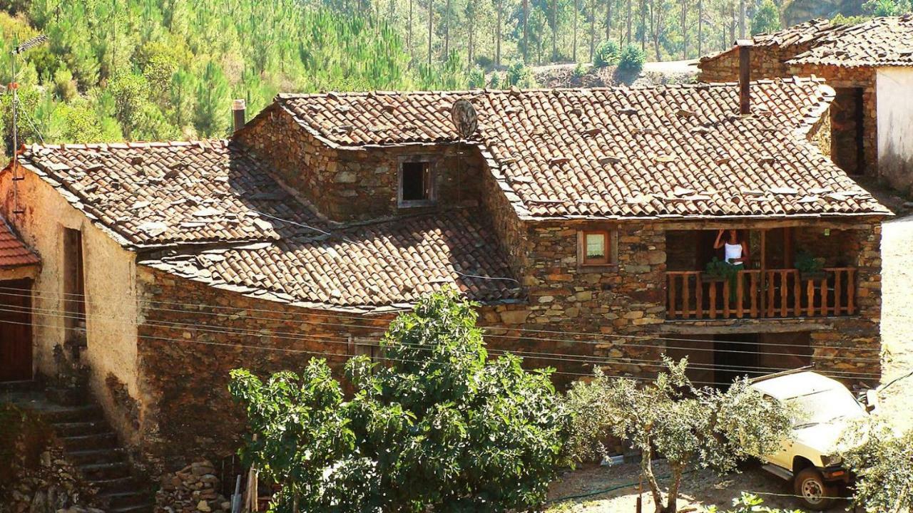 A Casa Da Natalia Guest House Cha de Alvares Екстериор снимка